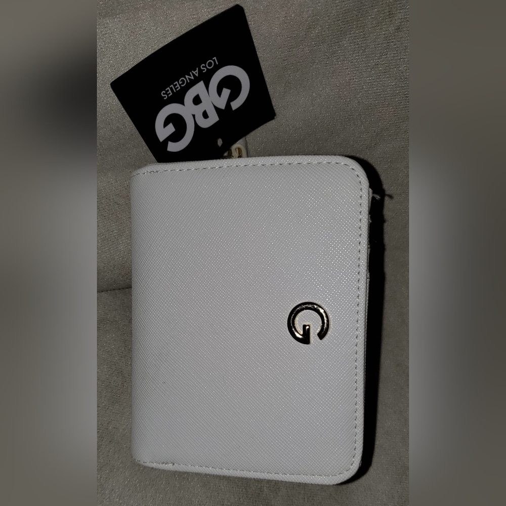 Guess small wallet